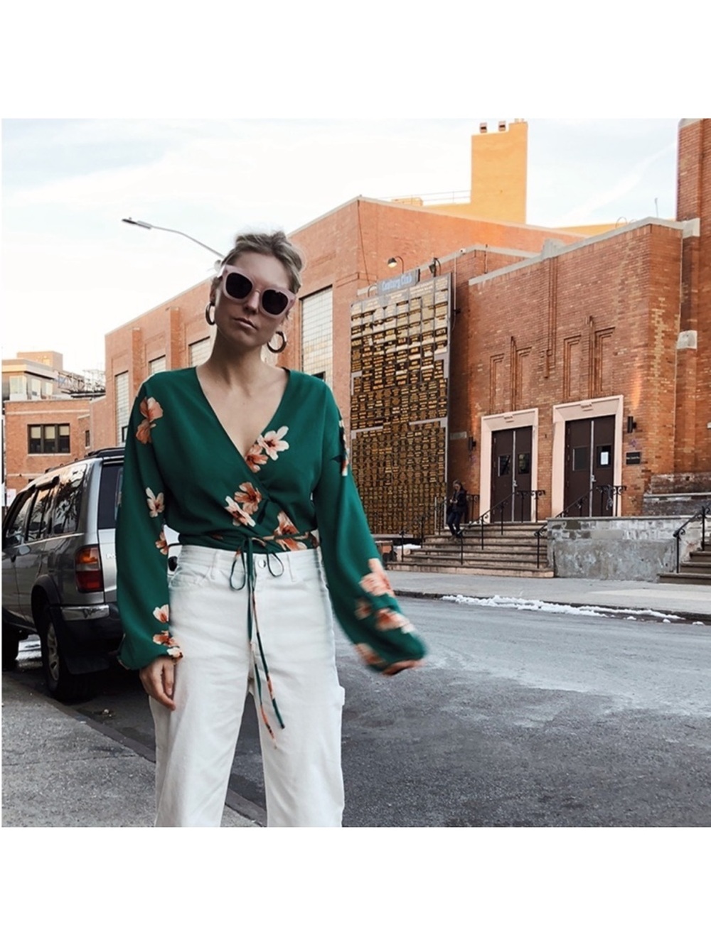 Aritzia Wilfred Lilia Irish Hills Green Floral Wrap Blouse
